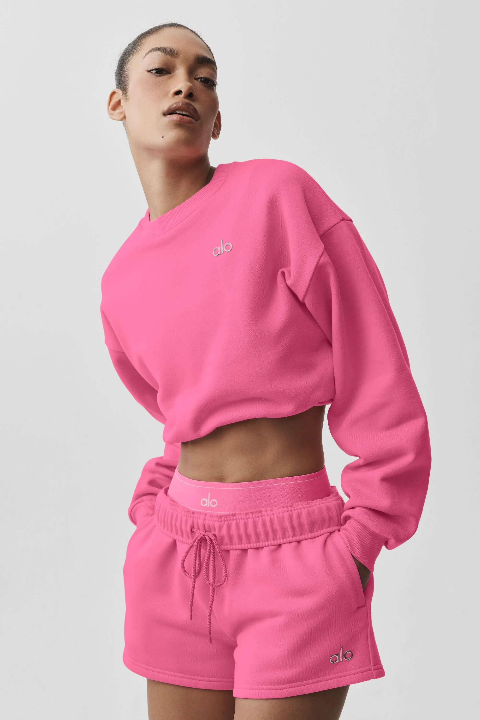 Moletom Cropped Accolade Crewneck