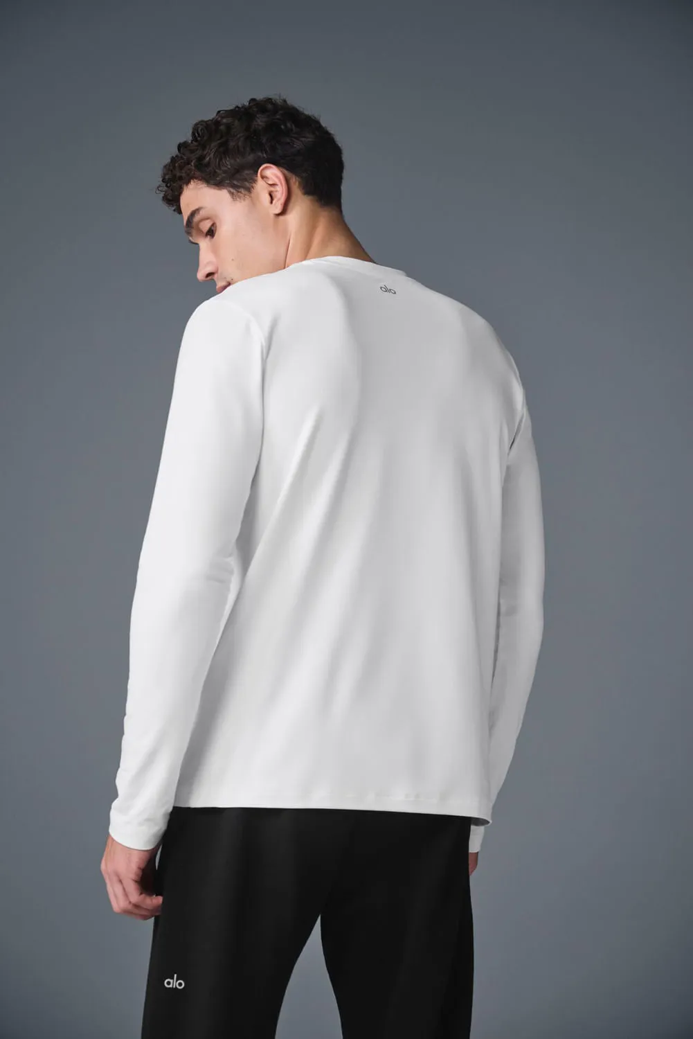 Camiseta Manga Longa Conquer Reform Crewneck