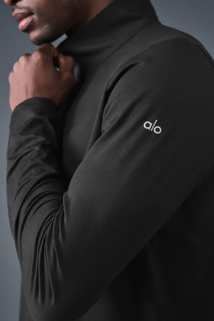 Blusa Conquer Reform Com Capuz